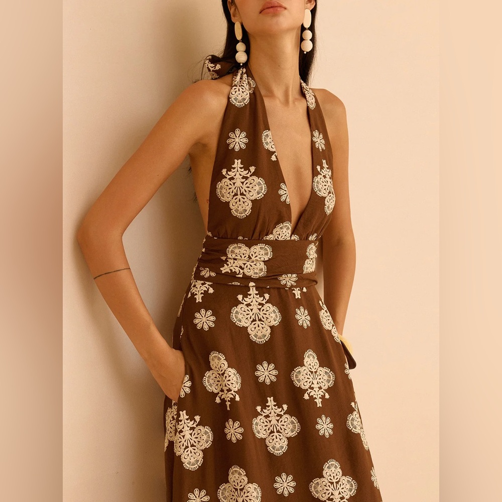 12 Floral Print Pocketed Halter Neck Maxi Dress - Picture 5 of 6